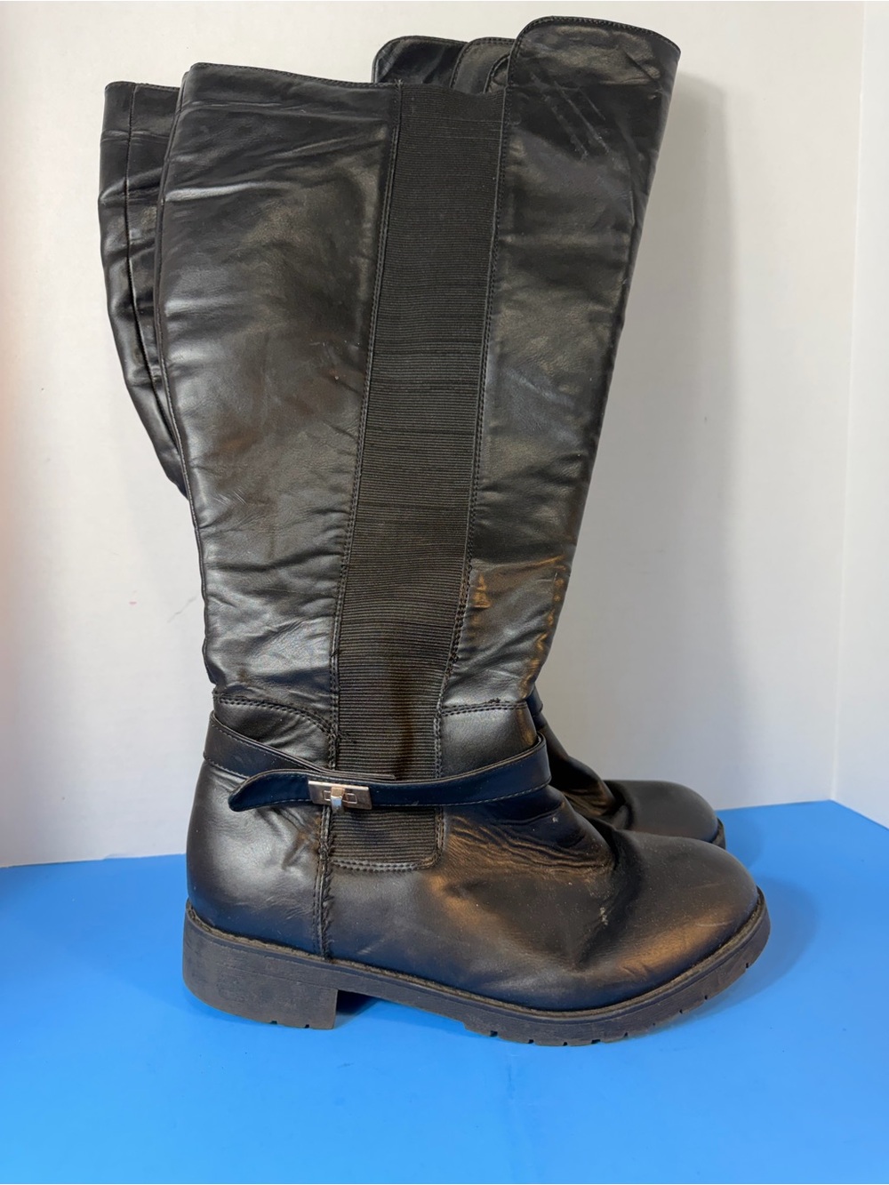 Black Knee-High Leather Riding Boots